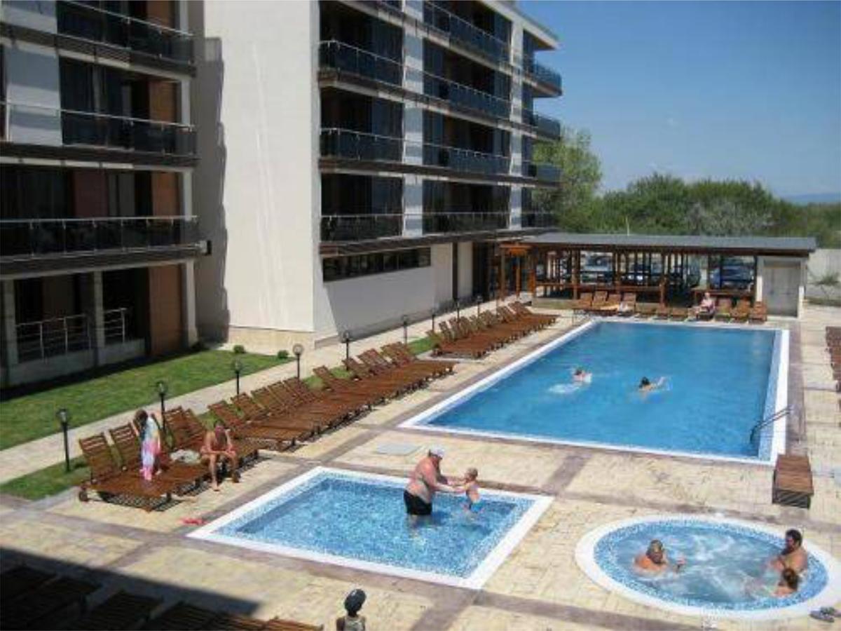 Pomorie Bay Aparthotel Exterior foto